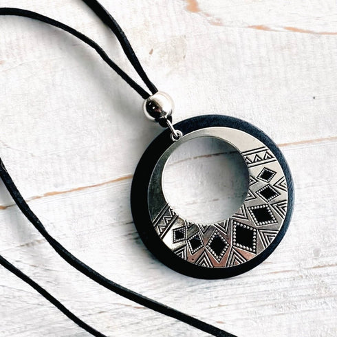Black & Silver Hoop Medallion Pendant - SOULZA AUSTRALIA